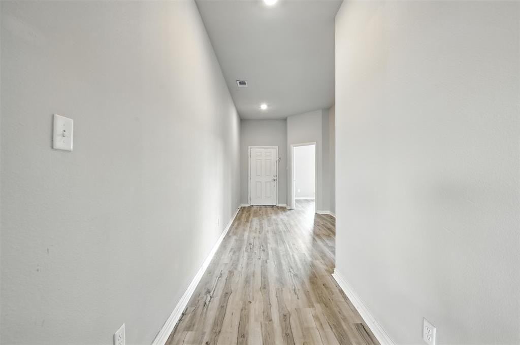 1413 Raleigh Path Rd - Photo 6 of 19