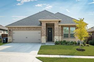 featured image of 2205 Redwing Dr