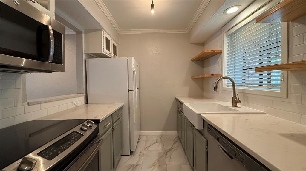 5505 Live Oak Street #115 - Photo 2 of 10