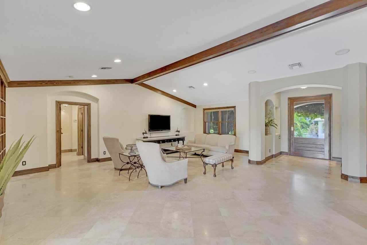 52nd Place South - Photo 5 of 48