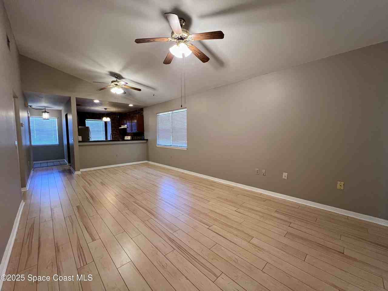 2326 Talmadge Dr - Photo 5 of 14