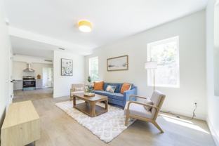 952 Alexander St - Photo 1 of 1