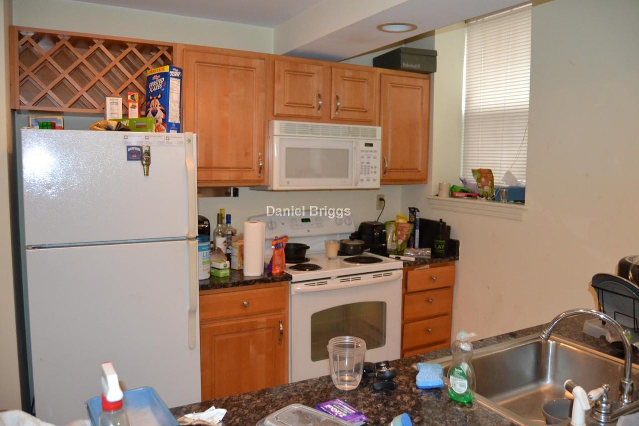 117 Park Dr #D - Photo 5 of 8