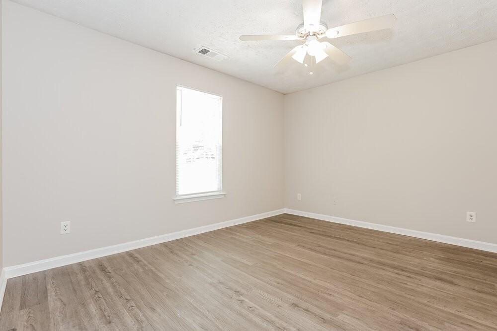 6125 Pineneedle Dr Sw - Photo 7 of 16