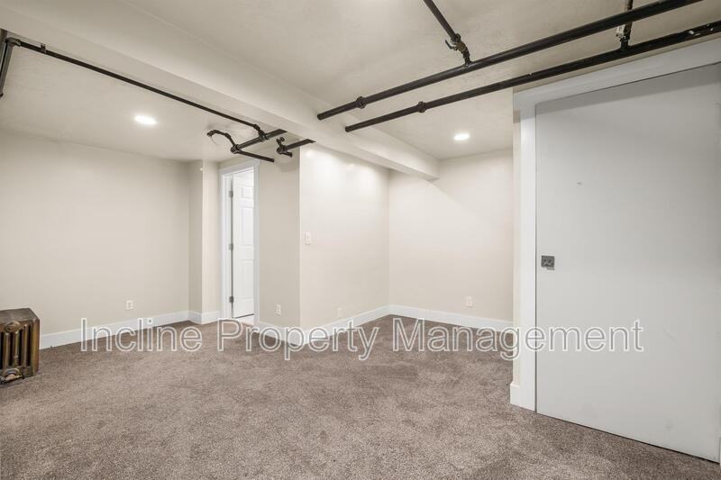 174 W Utah Ave #APT - Photo 7 of 10