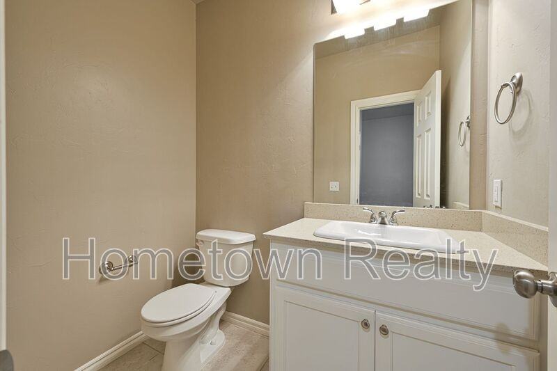 786 Sw 13th St - Photo 6 of 19