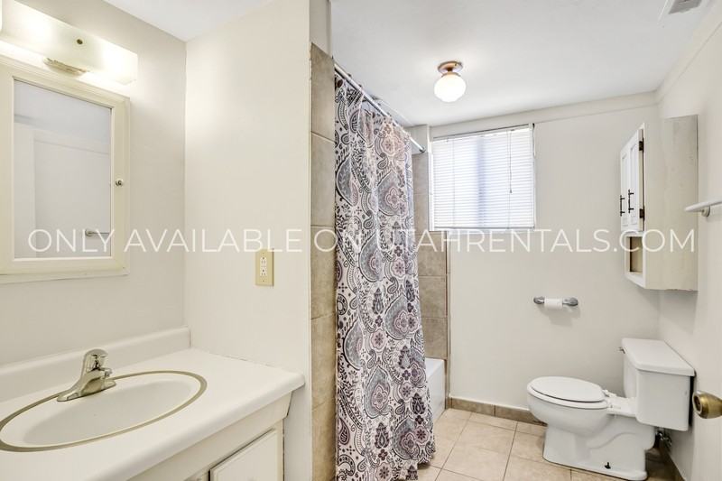 357 Sw #DOWN - Photo 4 of 18