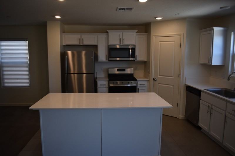 765 Jessie Dr - Photo 7 of 28