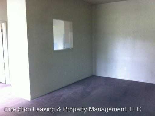 1817 Chambers - Photo 3 of 7