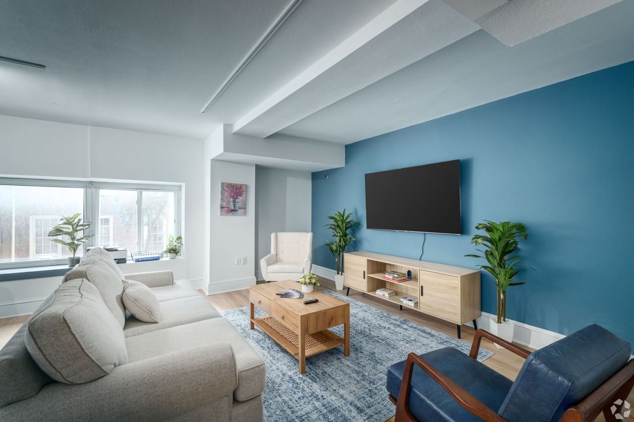 Spruce Tower - Photo 7 of 48