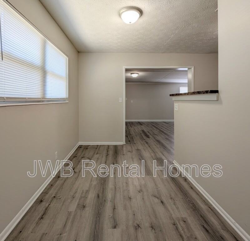 6412 Cooper Ln - Photo 5 of 19