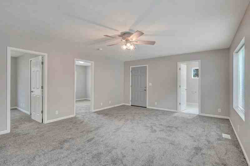 1337 S 10th St #1 - Photo 3 of 18