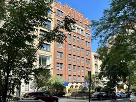 featured image of 434 W Wellington Ave #606