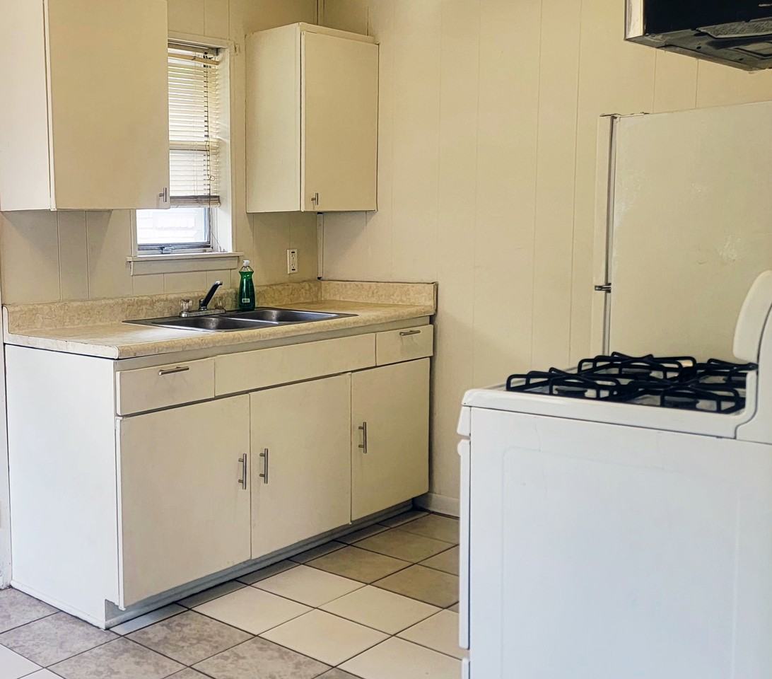 6209 Cavalcade St #6209B - Photo 3 of 9