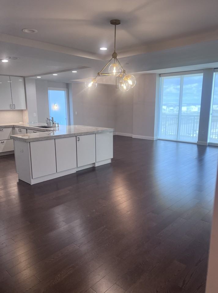 450 Knights Run Ave #904 - Photo 5 of 50