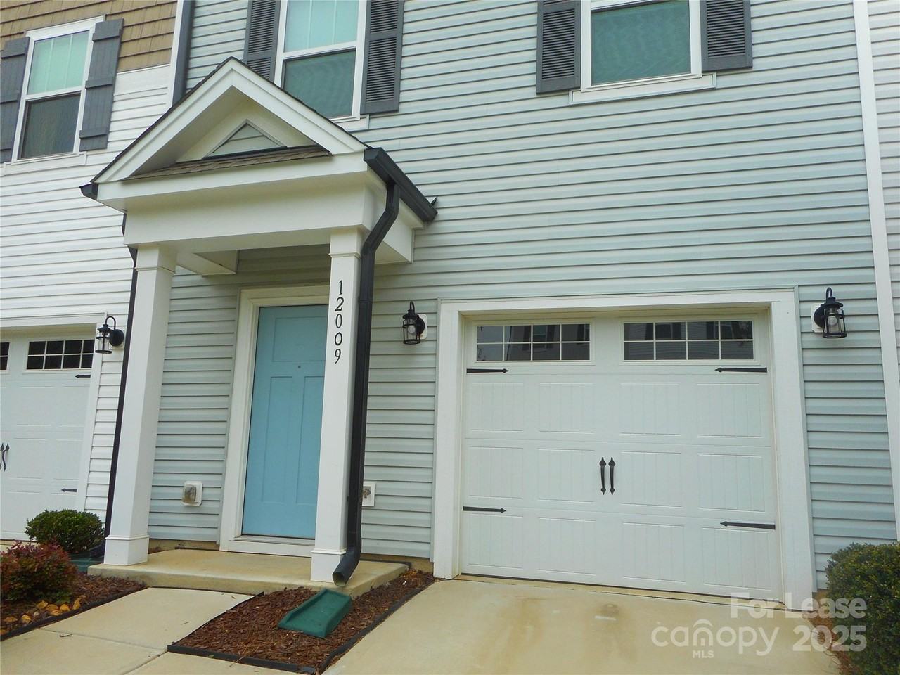12009 Chesapeake Mallard Dr - Photo 2 of 20
