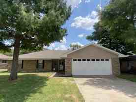 2126 Southmoor Dr - Photo 1 of 1