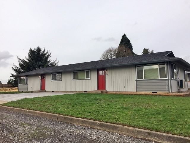 908 W D Ave - Photo 2 of 17