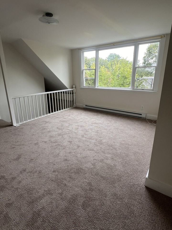 Pleasant St #2 - Photo 6 of 22