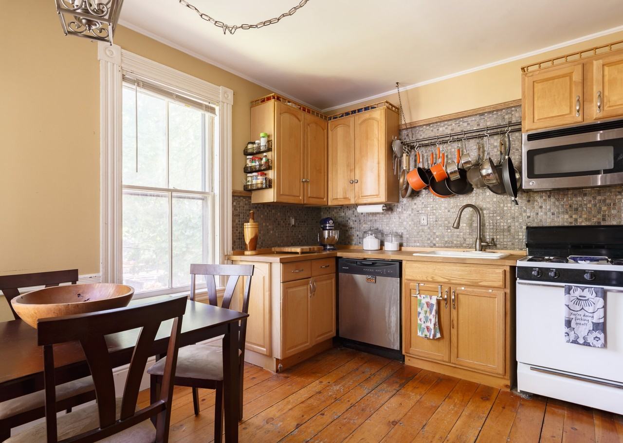 327 Lafayette St #2 - Photo 5 of 14