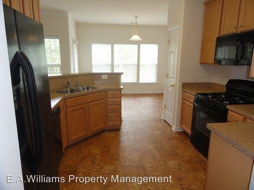 1000 Westwood Village Way #303 - Photo 3 of 18