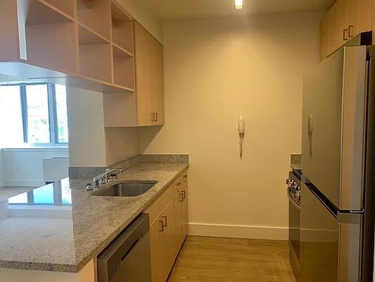 10th Ave & W 48th St #14A - Photo 6 of 16