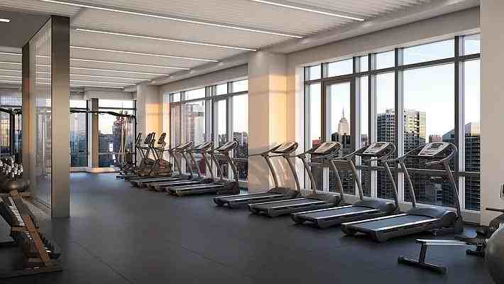 W 38th St #2013 - Photo 7 of 9