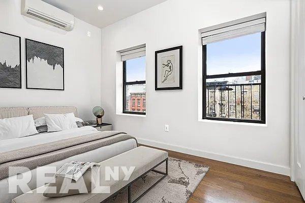 1st Avenue #3R - Photo 3 of 6