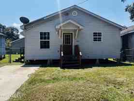 705 Walker Rd - Photo 1 of 1