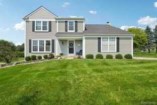 1944 Fairfield Dr - Photo 1 of 1
