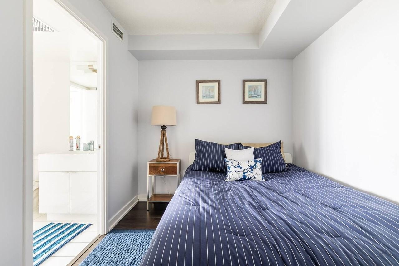 90 Fort York Boulevard - Photo 4 of 22