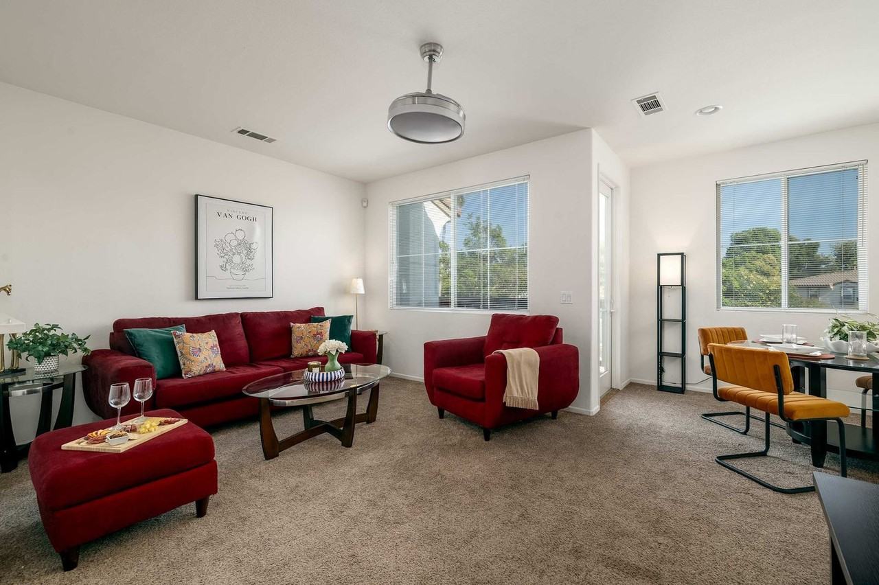 2983 Paseo Almiar #1062705P - Photo 2 of 22