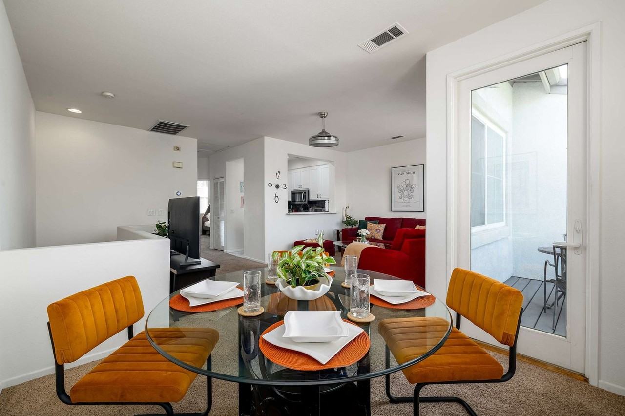 2983 Paseo Almiar #1062705P - Photo 3 of 22