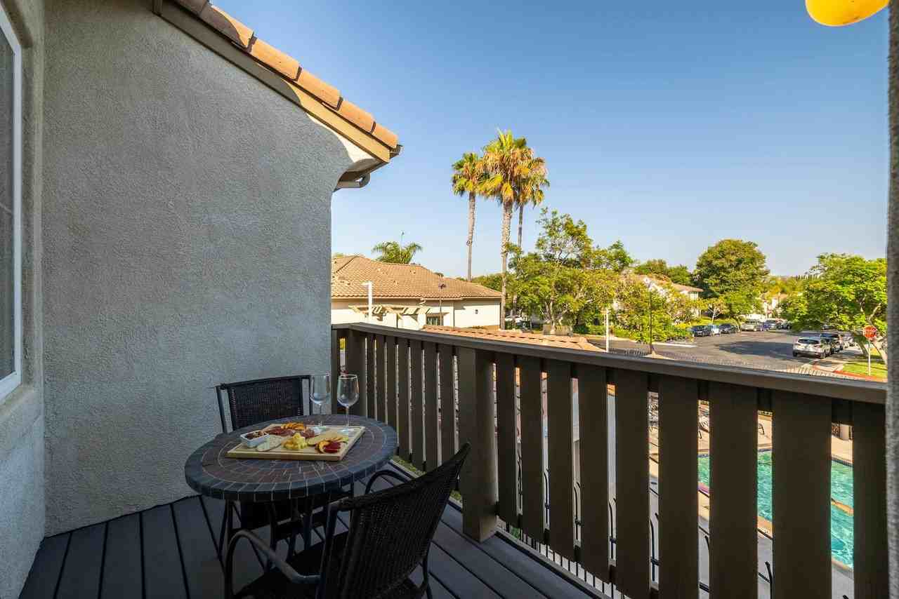 2983 Paseo Almiar #1062705P - Photo 7 of 22