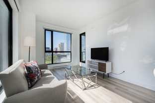 1463 Av Argyle - Photo 1 of 1