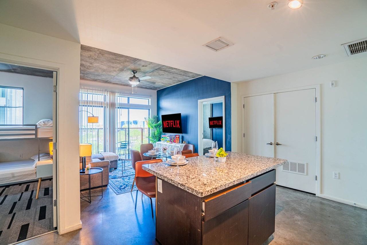 888 North 4th Street - Photo 6 of 177