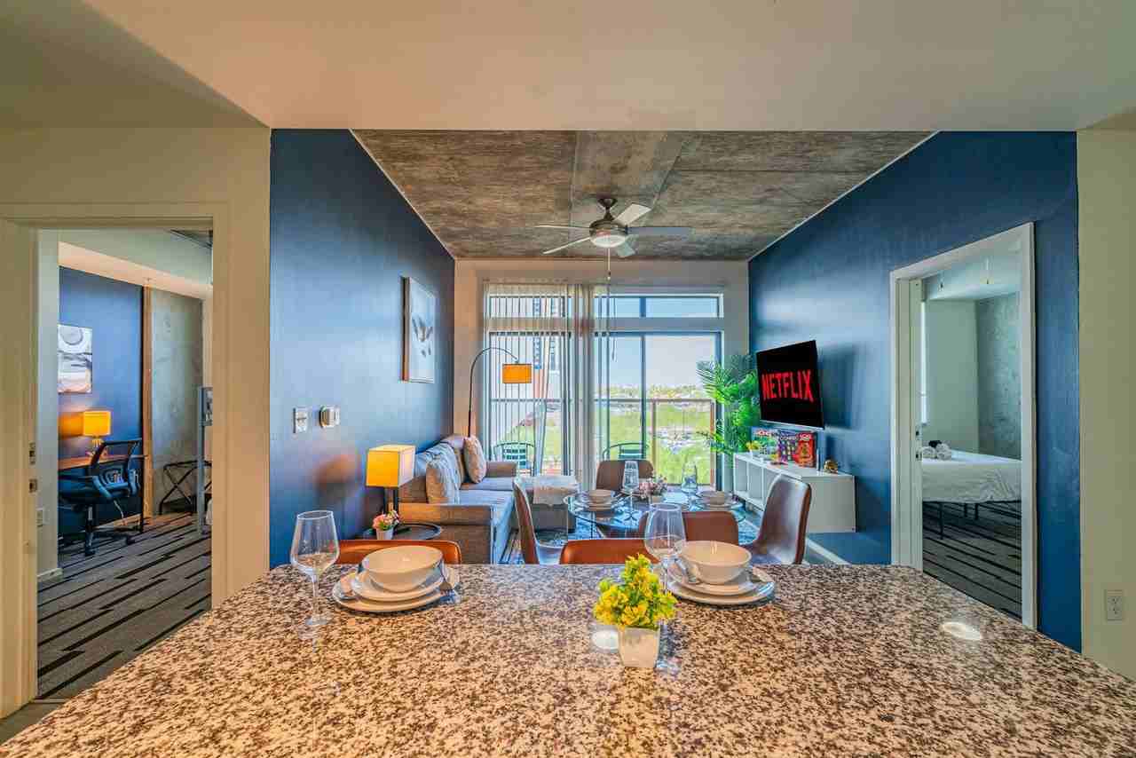 888 North 4th Street - Photo 7 of 177