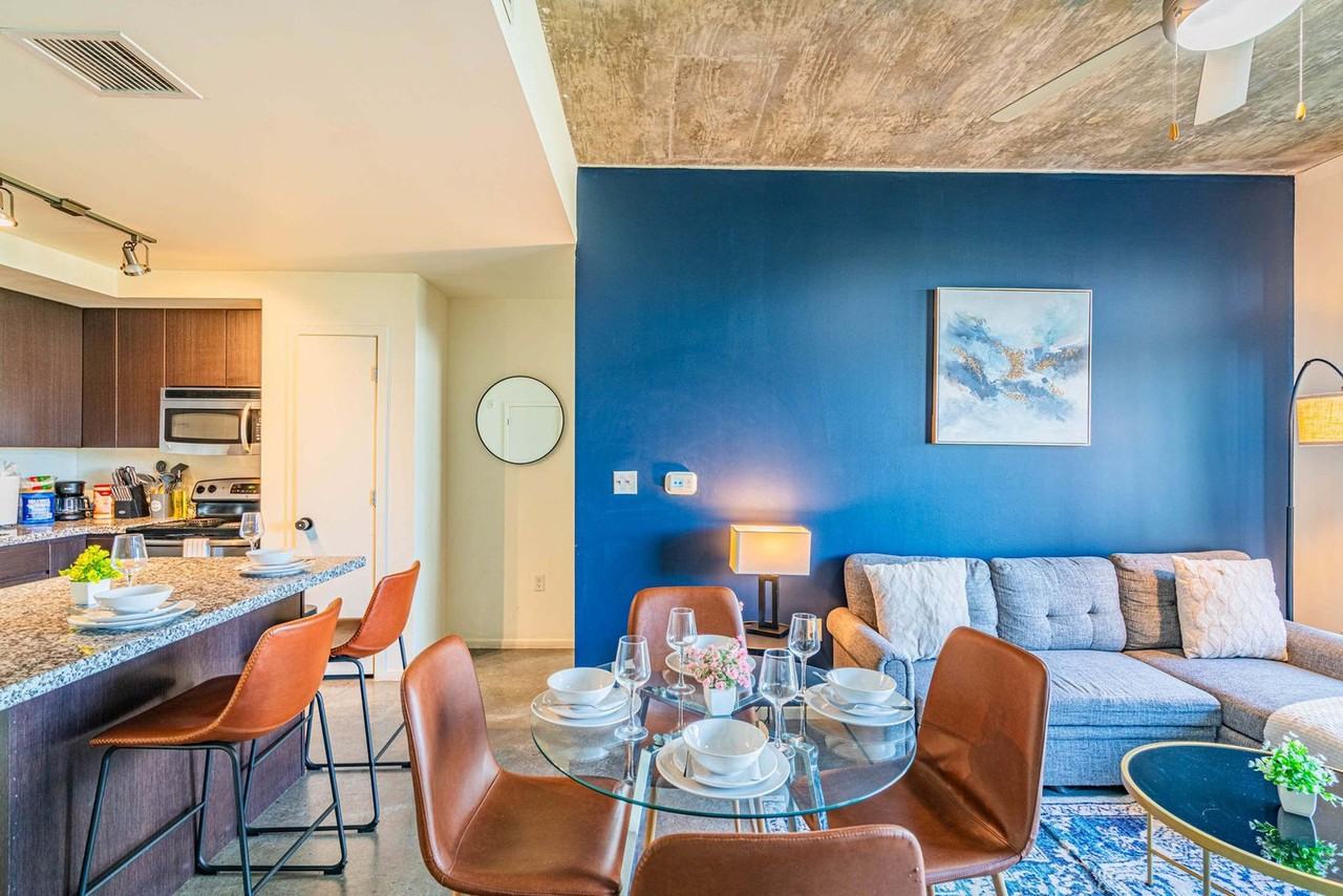 888 North 4th Street - Photo 4 of 177