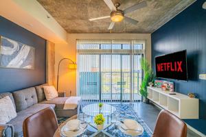 featured image of 810 N 4th St