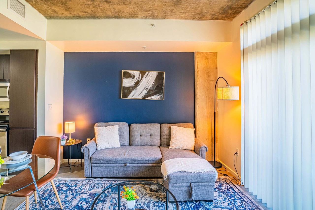 810 North 4th Street - Photo 3 of 92