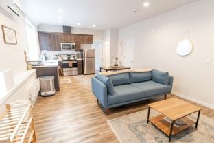 5177 Ne 14th Pl - Photo 1 of 1