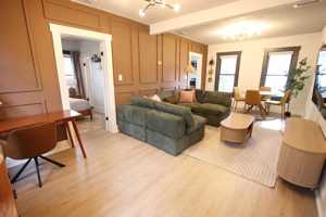 featured image of 102 W Emma St