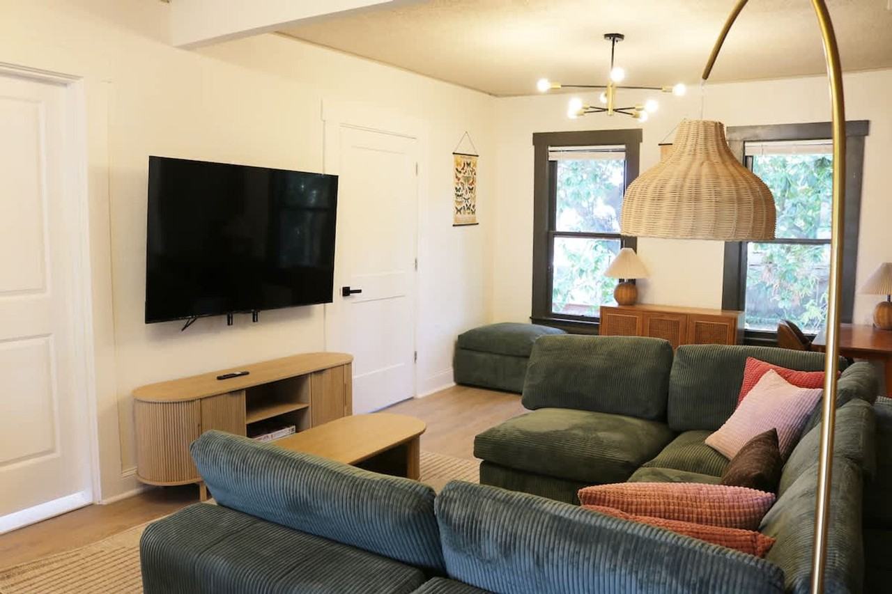 102 West Emma Street #1271942P - Photo 2 of 50