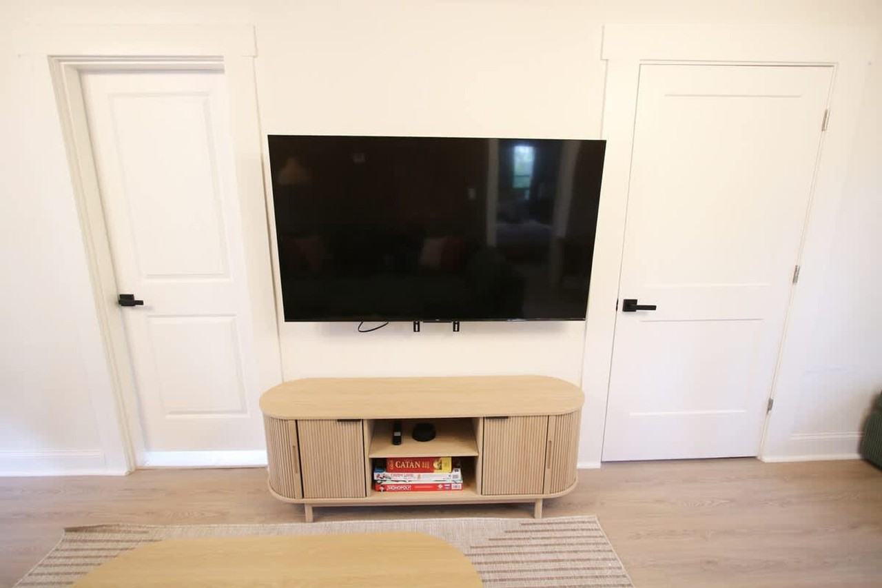 102 West Emma Street #1271942P - Photo 4 of 50