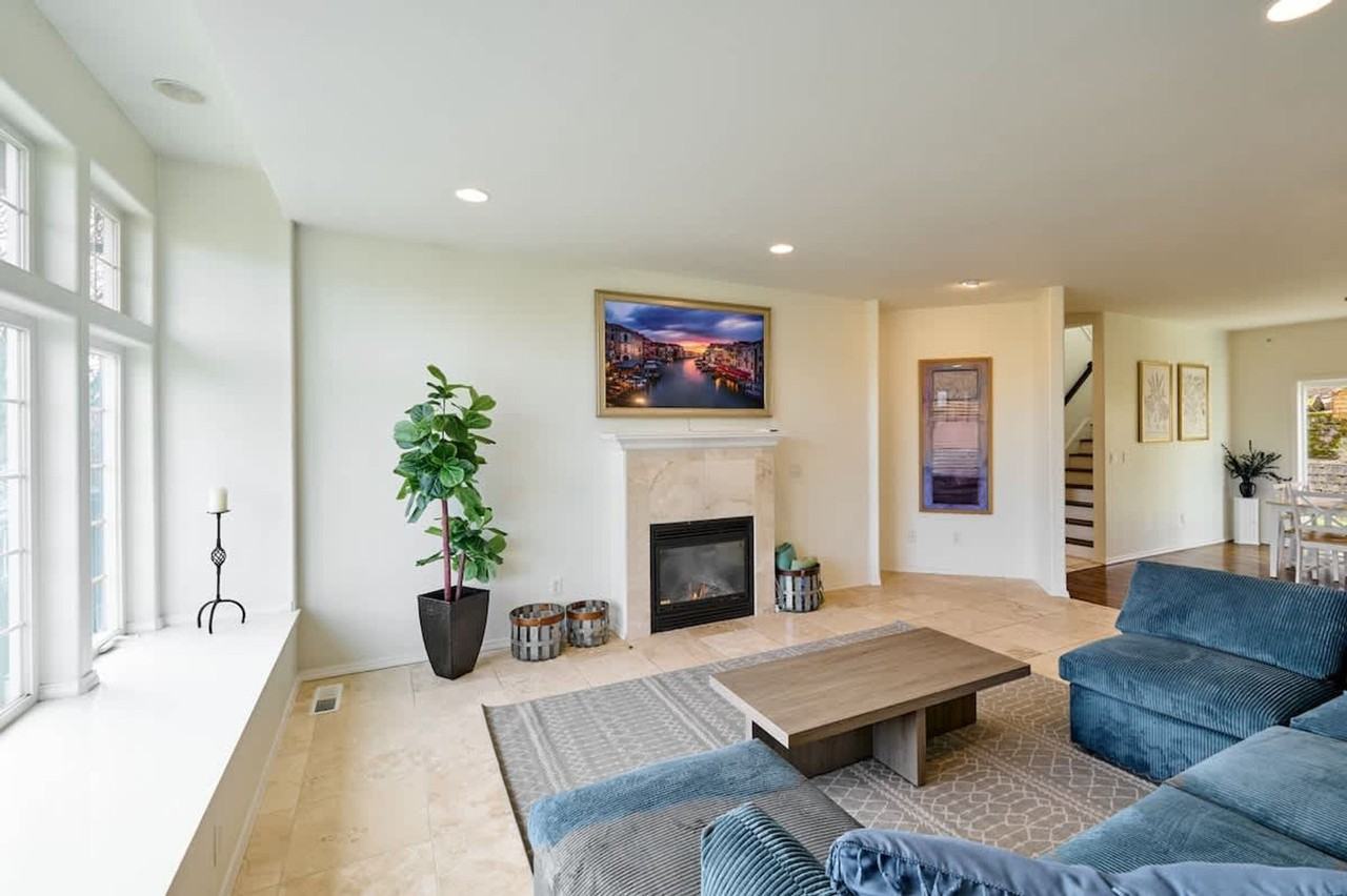 1796 Northwest Wallace Road #1271944P - Photo 2 of 50