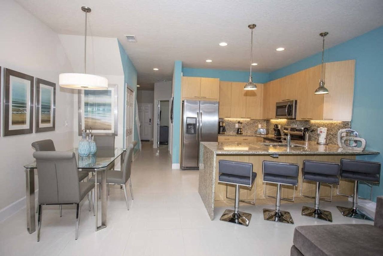 1436 Retreat Cir #1280782P - Photo 4 of 33