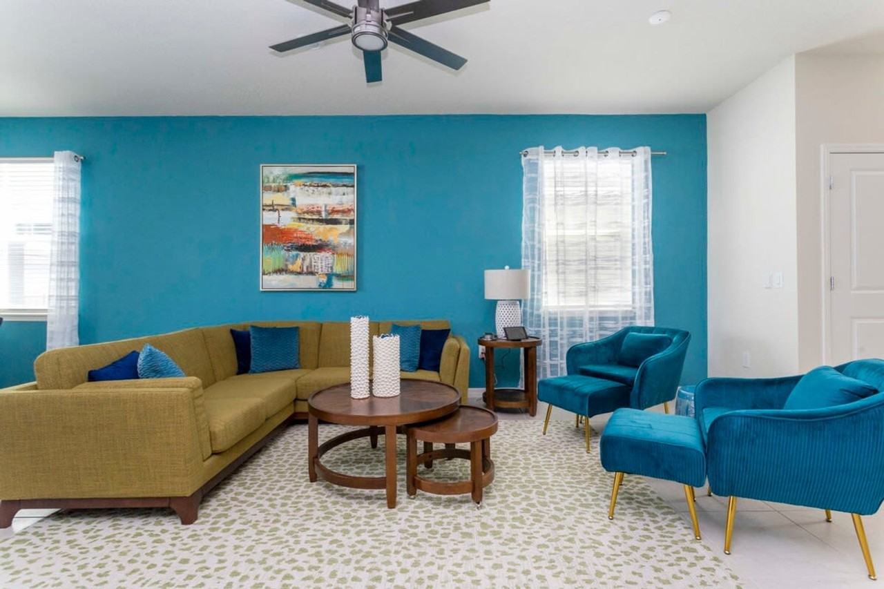 3413 Lilac Way #1280794P - Photo 4 of 38