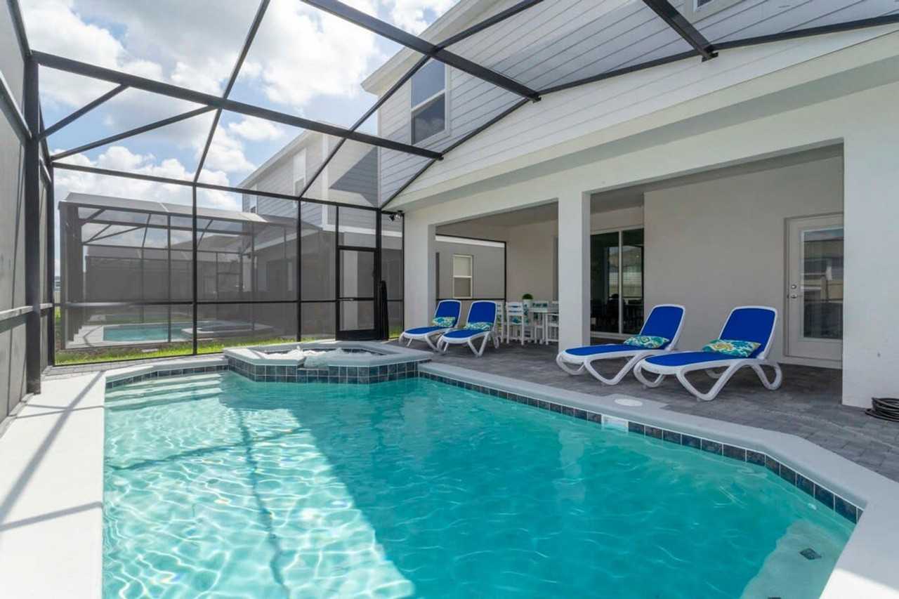 3413 Lilac Way #1280794P - Photo 7 of 38