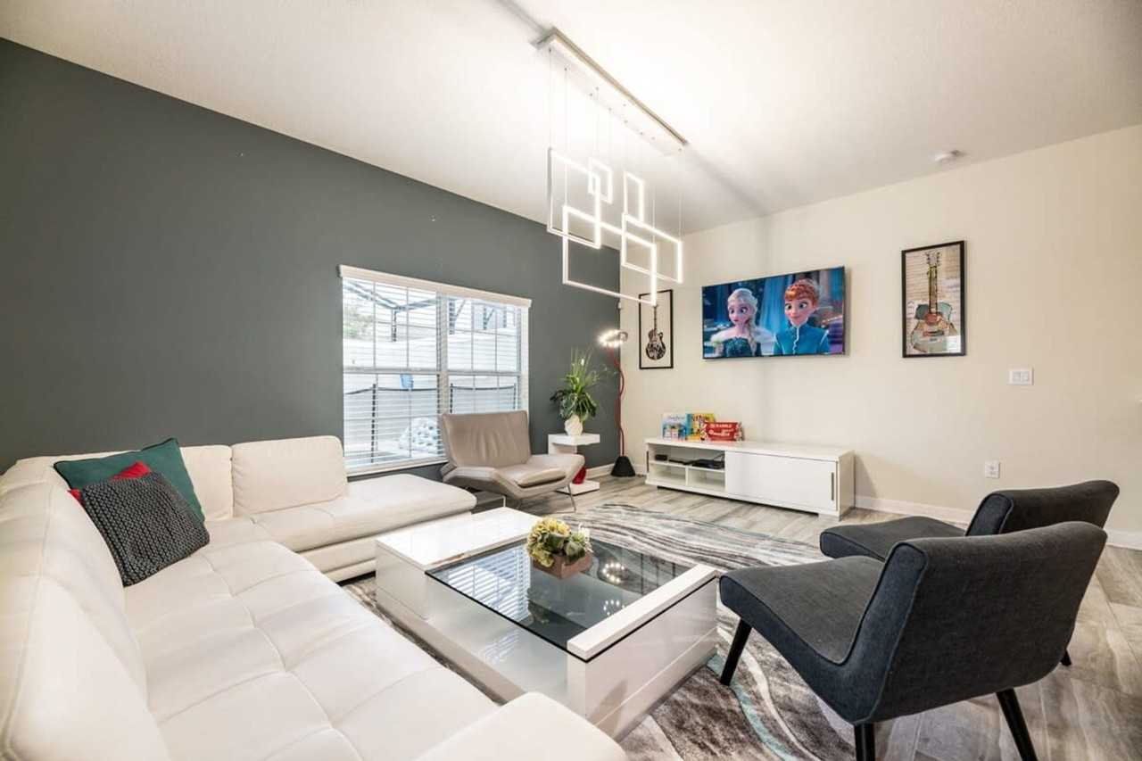 1571 Moon Valley Dr #1280848P - Photo 3 of 42