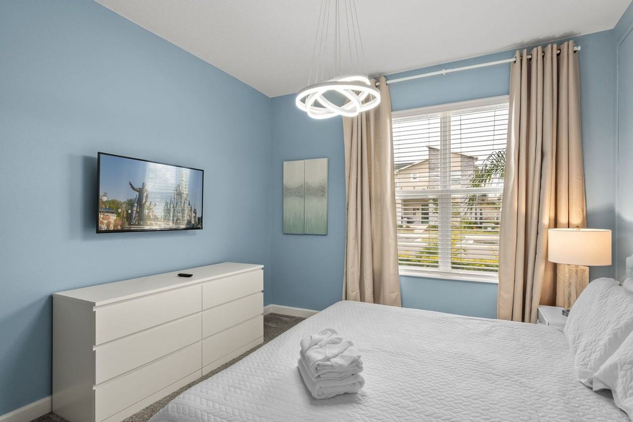 1131 1131 Kingsbarn Street #1280968P - Photo 7 of 50